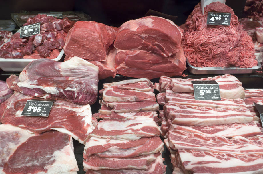 LED lighting could have significant effects on delaying the browning of red met. After conducting tests on hamburger patties, a research team at CAFNR has recently finished its analysis of whole beef muscles. Photo by venakr via iStock.